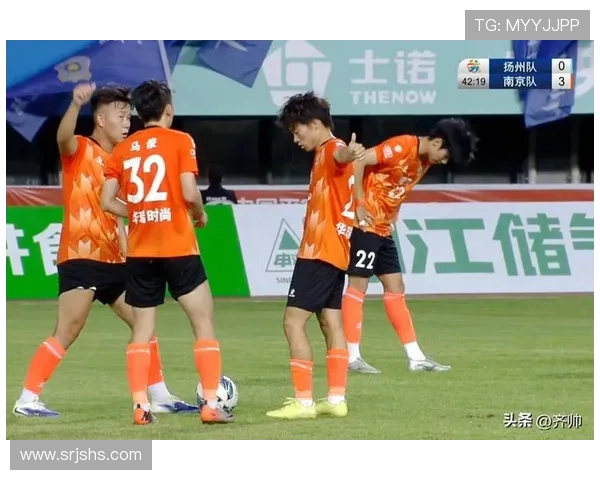 南京篮球队以85分领跑冠军赛积分榜展现强劲实力和竞争优势