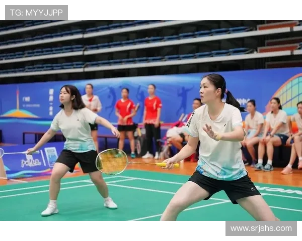 广州羽毛球队的节奏与风采:聚焦羽毛球运动的未来发展与挑战 广州羽毛球队的节奏与风采:聚焦羽毛球运动的未来发展与挑战