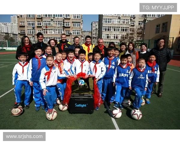 成为足球明星的必经之路与成功秘诀探讨