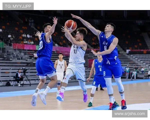 全运会特别报道：深圳篮球队如何在挑战中实现历史性突破与辉煌成就